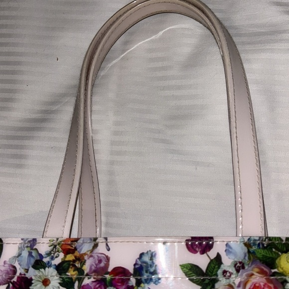 TED BAKER LONDON PINK FLORAL VINYL SMALL TOTE PRELOVED VERY NICE - Picture 6 of 12